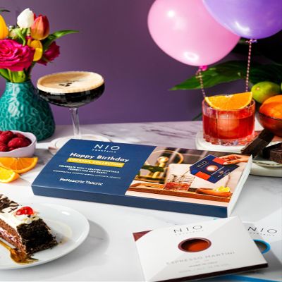 Patisserie Valerie Happy Birthday Cocktail Gift Box 4 Premium Italian Crafted Nio Cocktails (Negroni, Cosmopolitan, Margarita, Espresso Martini) Perfect for Birthdays, Afternoon Tea & Cakes