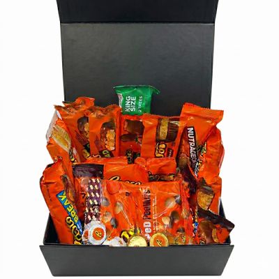Benerry Chocolate Gift Box Hamper - 22 Treats Gift for Any Occasion - Peanut Butter Sweet Box of Chocolates