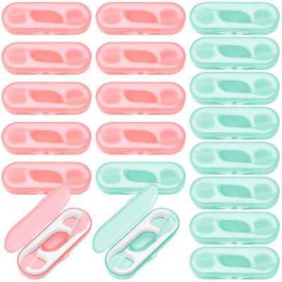 200pcs Floss Picks Travel Floss Toothpicks Sticks with Case Twin-Line Dental Flossers for Adults Teeth Cleaning