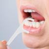 200pcs Floss Picks Travel Floss Toothpicks Sticks with Case Twin-Line Dental Flossers for Adults Teeth Cleaning view 2