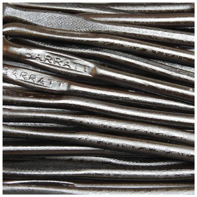 Hard Liquorice Sticks Traditional Black Hard Liquorice Sweets with Bold Flavour - 15.5g (15 x Sticks)