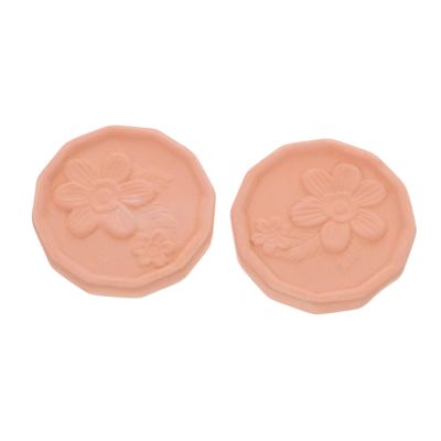 Levemolo 2pcs Terracotta Brown Sugar Keeper Reusable Red Clay Moisture Control Discs for Food Storage Containers Natural Sugar Humidifier for Softening Cookies Marshmallows Dried Fruits