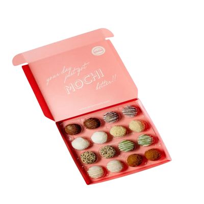 Ai No Mochi Luxurious Mochi Gift Box (8 Flavors) | Handcrafted Soft & Chewy Japanese Mochi with Creamy Fillings | Perfect Snack & Gift for Special Occasions | Freshly Made in the UK