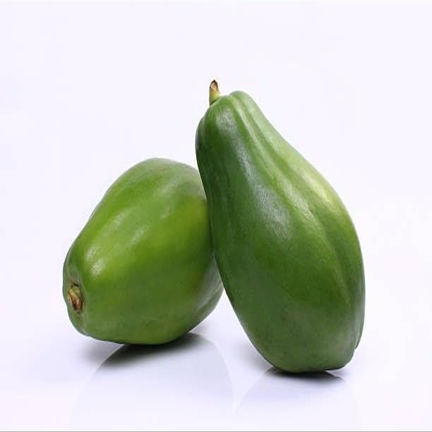Veena's Fresh Green Papaya Raw Approx 600G 100 Percent Fresh Vegetable Indian Origin