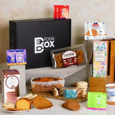 Luxury Afternoon Tea Hamper for 2 Set Tea Gift Set for Men and Women