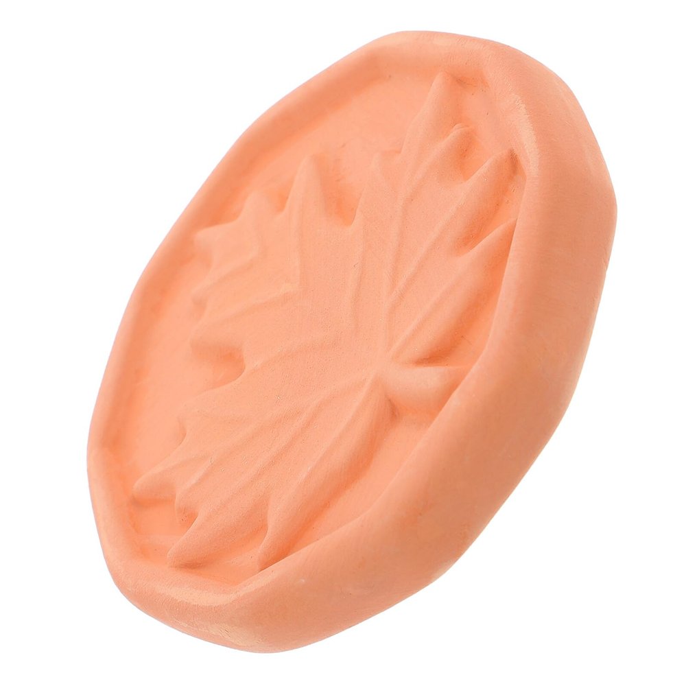 Homoyoyo Terracotta Brown Sugar Softener Disc Maple Leaf Shape Reusable Moisture Absorber for Food Containers Brown Sugar Saver Clay Keeper Maintains Softness and Freshness