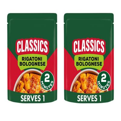 Classics Rigatoni Bolognese, Ready Meal with Egg Pasta in Tomato and Beef Sauce, Free From Artificial Additives, 250g, Serves 1,Pack Of 2