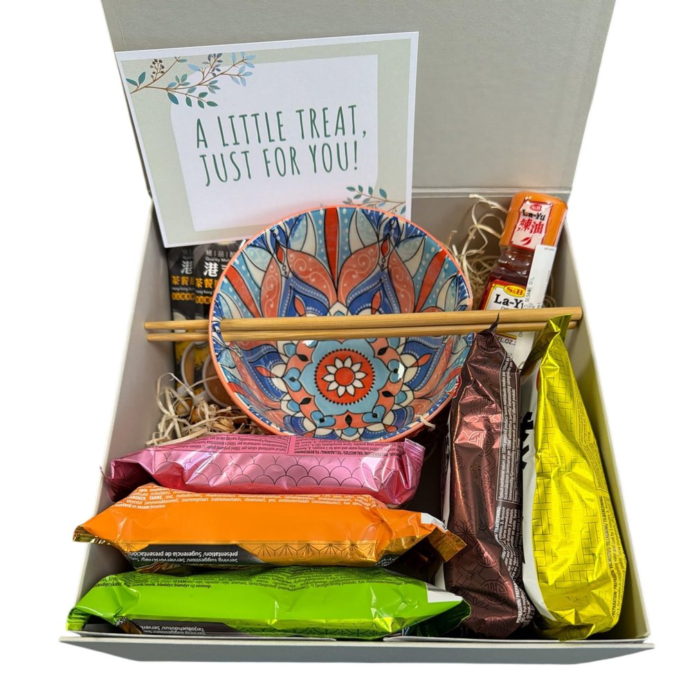 Japanese HK Demae Ramen Gift Hamper Set Instant Noodles Bundle with Ceramic Bowl (Coral Pink), Chopsticks, Chilli Oil & Milk Tea Japanese Oriental Food Gift