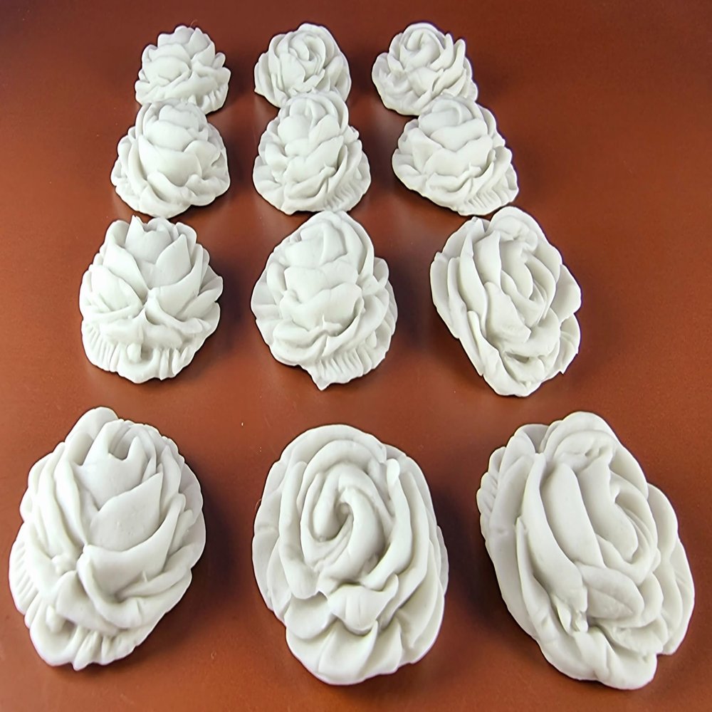 12 x Edible 3D 33mm large roses rose flowers icing toppers, cake cupcakes decorations T011 (Grey Silver)
