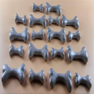18 x Edible 3D 44mm Dog bones bone, icing toppers, cake cupcakes decorations T037 (Silver Sparkle)