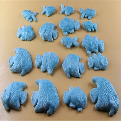 18 x Edible 3D 40mm Fish Set, icing toppers, cake cupcakes decorations T073 (Pearl Baby Blue)