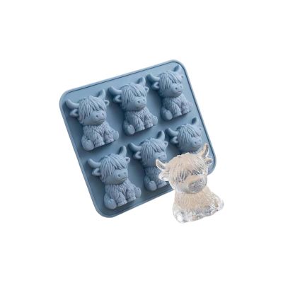 Arecobticy Silicone Animal Ice Rabbits Cattle Shape Quick Freeze Flexible for Drinks Home Commercial Cattle Ice Cubes