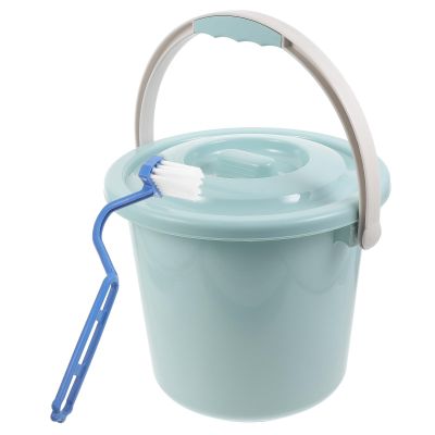 SOLUSTRE 8l Portable Bedpan Urine Pot Plastic Wear-Resistant Chamber Pot with Lid and Brush Convenient to Carry Non-Tipping for Elderly Disabled Home and Hospital Use Random Color