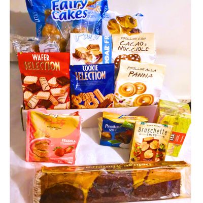 Premium Afternoon Tea Food Hamper Box Gift with Biscuits, Cookies, Waffers, Cake Assortments for Birthdays, Celebrations and Sharing Gift.
