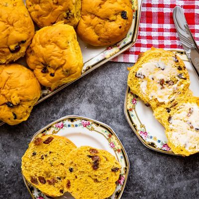 Prima Bakeries Cornish Saffron Buns, Pack of 4