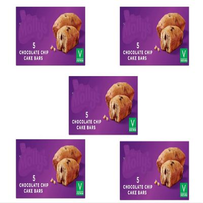 Chocolate Chip Cake Bars Pack of 5,Suitable for vegetarians, making these cake bars a great treat for the whole family to enjoy.
