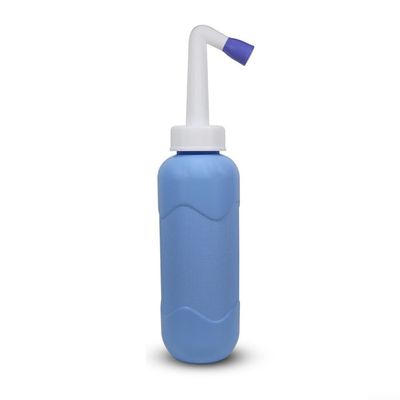 500Ml Portable Flushing Bottle - With Angled Nozzle - Suitable for Perineal Irrigation, Postpartum Recovery, Hemorrhoid Relief Spray, Feminine