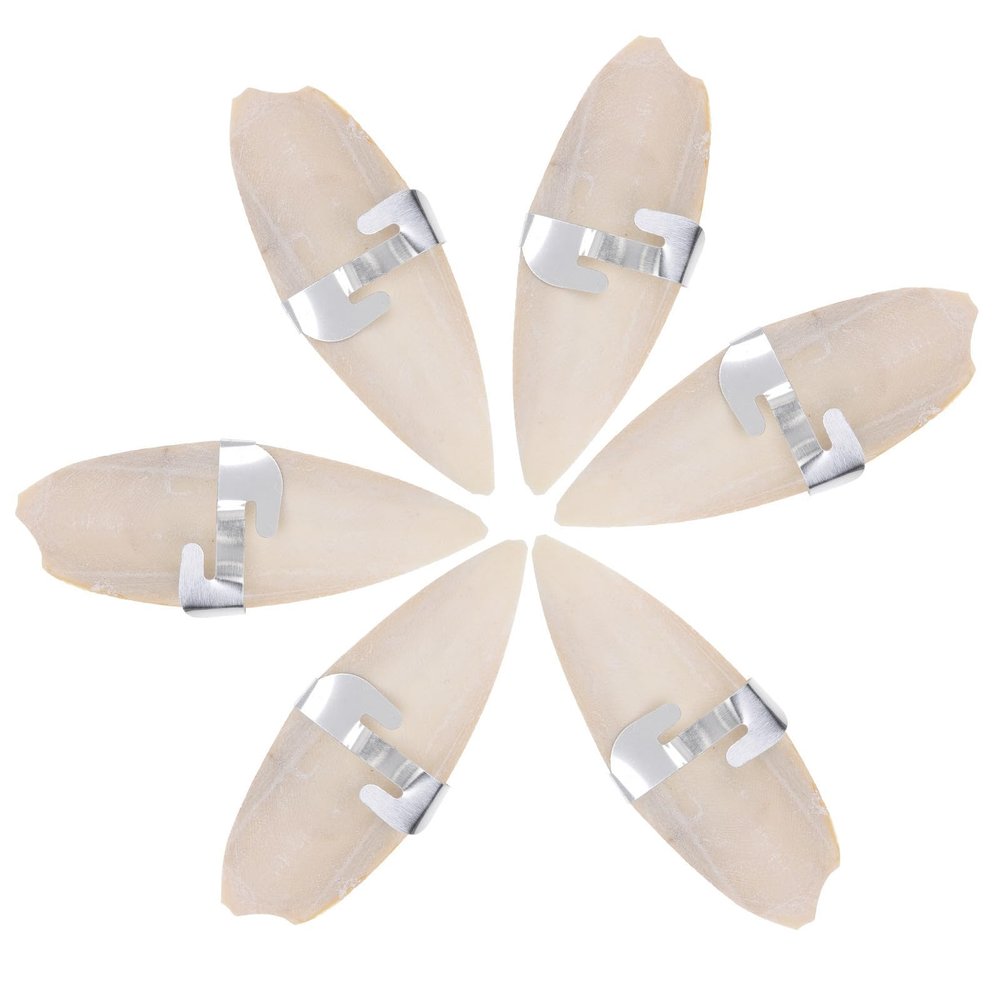Healifty Cuttlebone Chew Calcium Supplement with Metal Holder, Easy to Absorb 6 Set White Cage Hanging Pendant for Natural Beak Care for Birds and Small Pets for Parrots and Hamsters