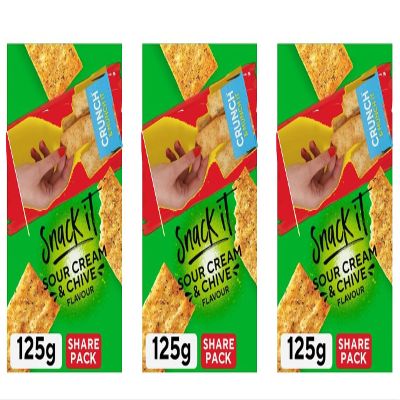 Snack It Sour Cream & Chive Flavour Flatbread Snacks, Share Pack of 3, Enjoy the tangy and creamy taste of sour cream & chive in every satisfying bite.