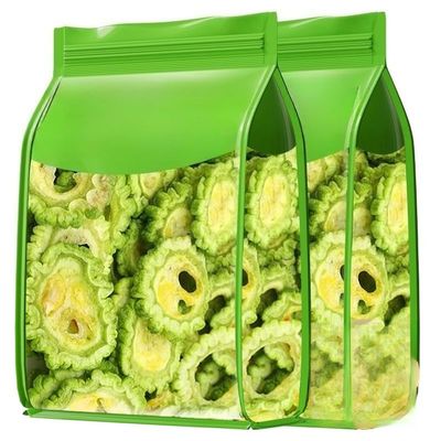 Crispy and delicious bitter melon chipsa healthy, low-fat vegetarian snack perfect for the office or dorm. (25g)